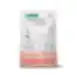 Wet food supplement with tuna and shrimp for the skin and coat care of adult cats of all breeds